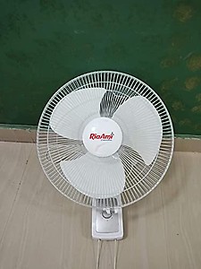 RiaAmi 400MM Furious Wall Fan HS price in India.