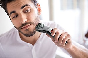 Philips Norelco Beard trimmer Series 3500, 20 built-in length settings, QT4018/49 price in India.