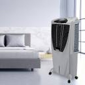 Symphony Winter XL 80 Ltrs Air Cooler (White) price in India.