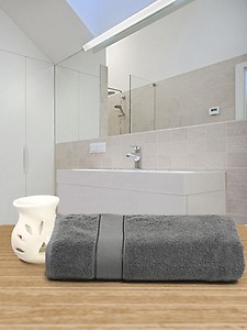 Creeva Grey 525 GSM Cotton Bath Towel