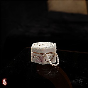 Delicately carved stone Jewel box price in India.