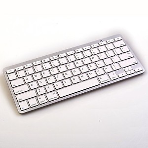 Mxunda Slim Bluetooth Wireless Keyboard for iPad 2/ipad 3/new ipad/iPhone 4.0 OS/PC/Symbian Smartphone/MAC/HTPC - White price in India.