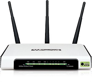 TP-Link TL-WR840N Wireless N Route (White) price in India.